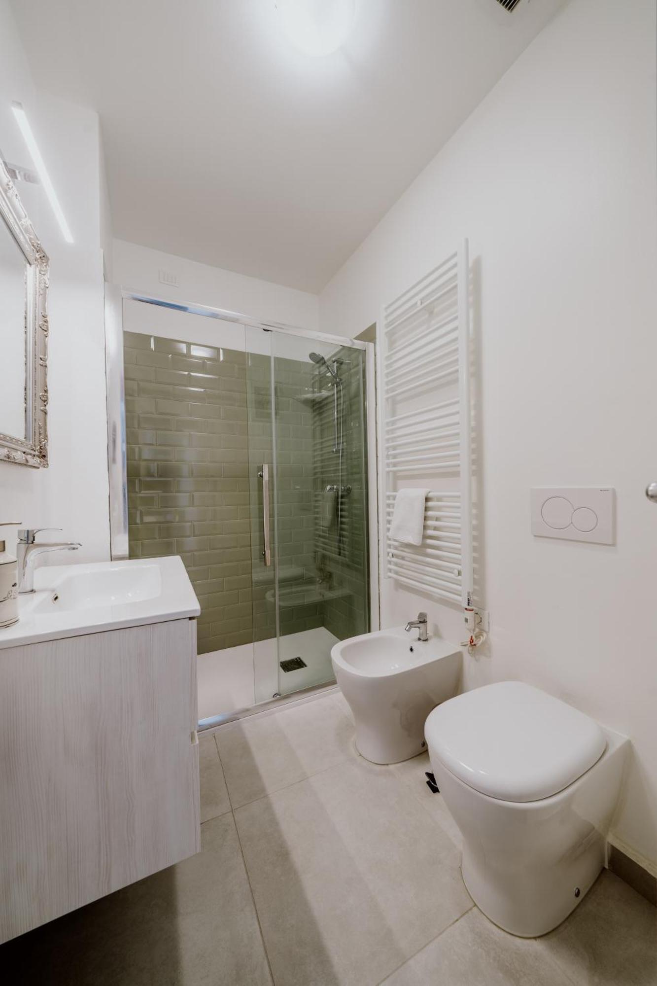 Elegante Appartamento In Marina Τεργέστη Εξωτερικό φωτογραφία